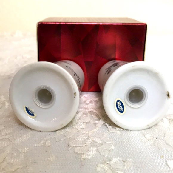 Vintage 25th Wedding Anniversary Salt & Pepper Shakers - Picture 4 of 4